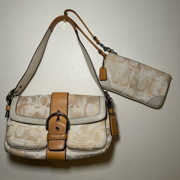Vintage Coach Y2K Ivory Canvas Mini Soho Bag with matching wristlet set - Picture 1 of 13